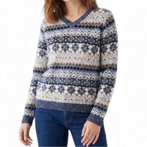 Classic Fair Isle V-Neck Sweater Blue & Cream Nordic Knit Cozy Winter Pullover M